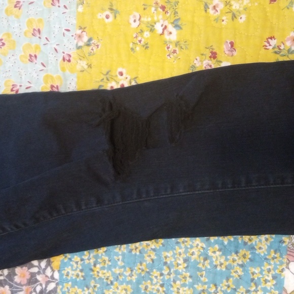 AGOLDE black distressed skinny jeans - Picture 8 of 13